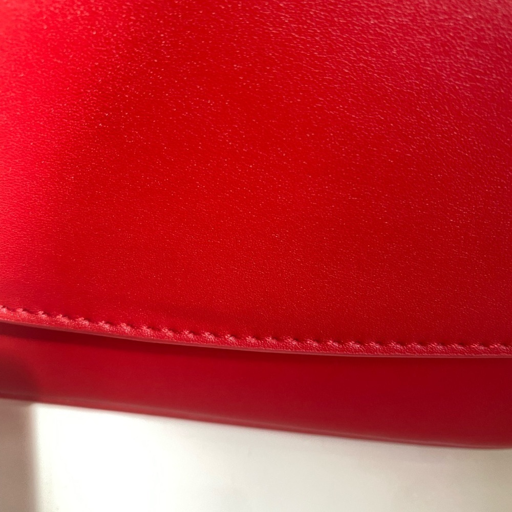 NWOT JOJOS RED FAUX LEATHER BAG - Picture 2 of 7